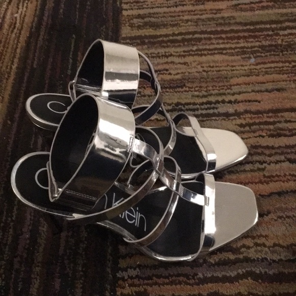 Calvin Klein Dolcita Silver Dress Shoes Preowned - Picture 3 of 7